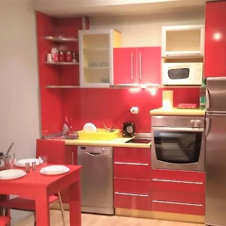 Savinac U Srcu Beograda, Trg Slavija